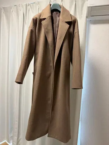 브라운 롱 코트 리본 포함
