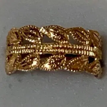 잎 모티브 골드 컬러 반지