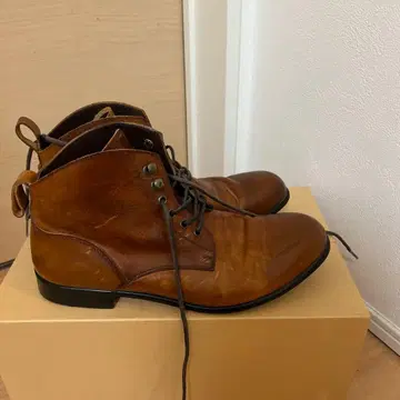 브라운 가죽 워크 부츠