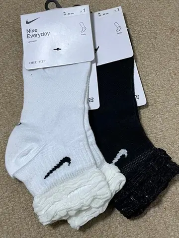 Nike everyday 프릴 삭스 2족 세트 M (23-25)