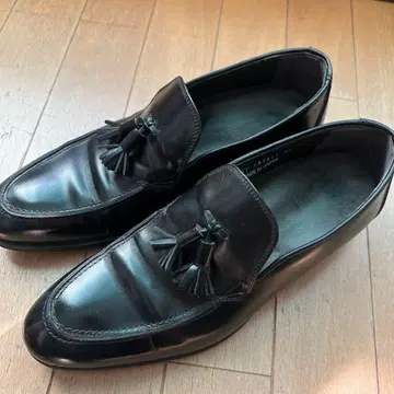 블랙 가죽 태슬 로퍼 드레스 슈즈