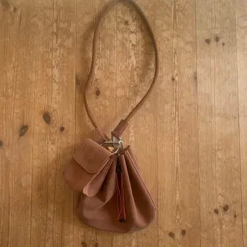 F/CE. 브라운 숄더백