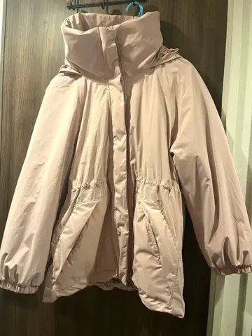 워크맨 XShelter 핑크 M 사이즈 다운 자켓