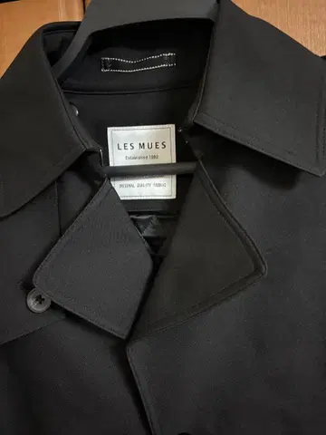 AOKI LES MUES 블랙 신입 코트 취업 코트