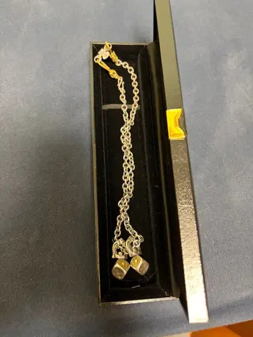 GANGSTERVILLE x galcia DICE NECKLESS