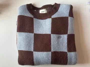 체크 무늬 니트 스웨터