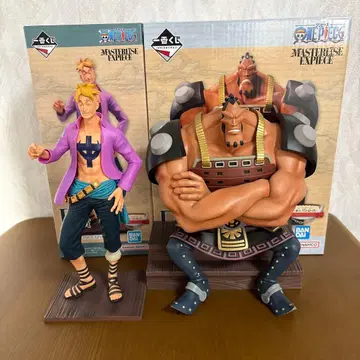 마르코 조즈 제일복권 B상 D상 피규어 세트