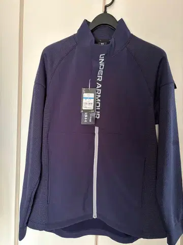 UNDER ARMOUR 네이비 자켓 L