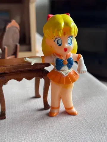 세일러문 피규어 약 10cm 세일러 비너스