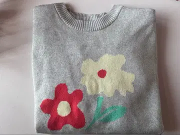 꽃무늬 그레이 긴팔 스웨터