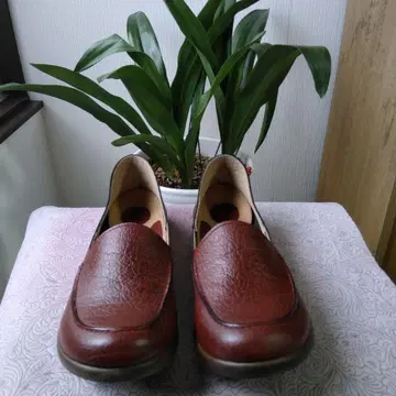 브라운 가죽 로퍼 Re getA 리게타