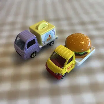 미니카 햄버거 포함 트럭 2대 세트