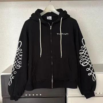 양문학 hitsuji bungaku 마법을 쓸 수 있는 후드티