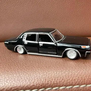 토미카 리미티드 도요타 크라운 MS60 미니카 타이어 휠 커스텀품