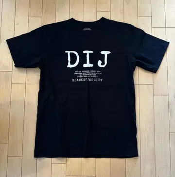 블랑키 제트 시티 T셔츠 M사이즈 DIJ 프린트