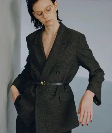 다크 그레이 더블 브레스트 자켓