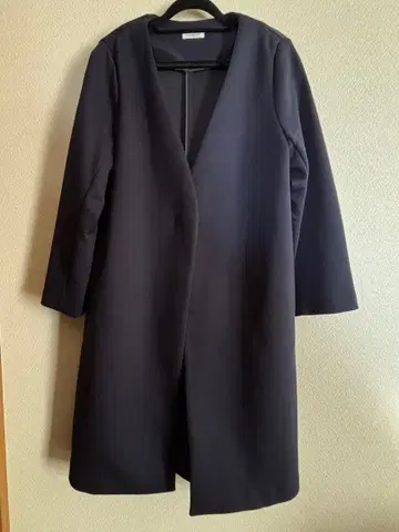 네이비 오픈 프론트 롱 코트