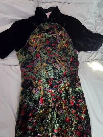 ANTIQULTURE 차이나 드레스 벨벳 반팔