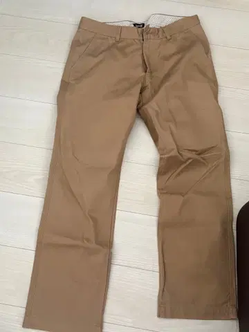 Schott XL 베이지 치노 팬츠