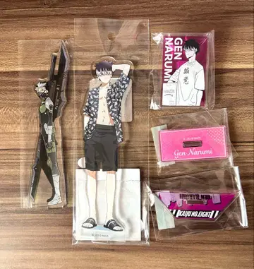 나루미 겐 아크릴 스탠드 배지