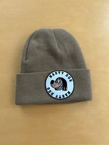 Nasty Dog 브라운 니트 모자 패치 포함