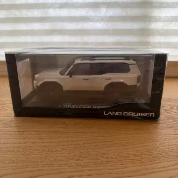 랜드크루저 1/30 미니카 플라티나 화이트