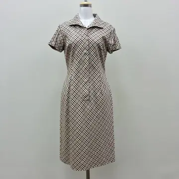 DAKS 닥스 베이지 계열 체크 무늬 반팔 원피스