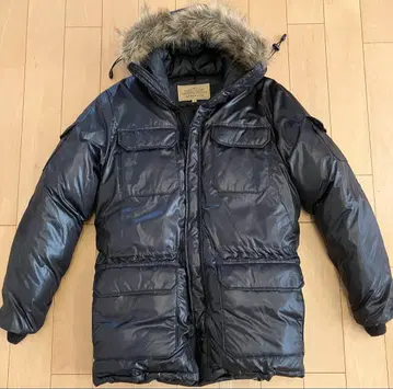 새상품급 Y2K AVIREX 다운 자켓 M