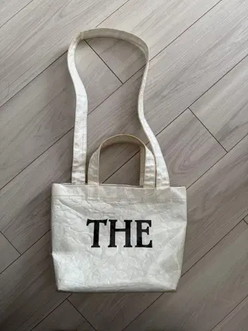 THE WEEKEND HOTEL 토트백