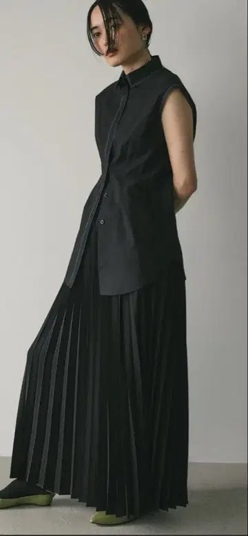 STYLEMIXER 새틴 플리츠 스커트