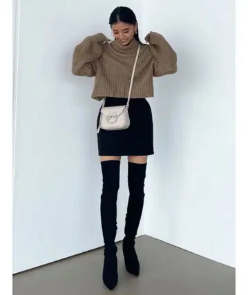 [ 거의 미사용 ] EMODA 하이웨스트 타이트 스커트 블랙