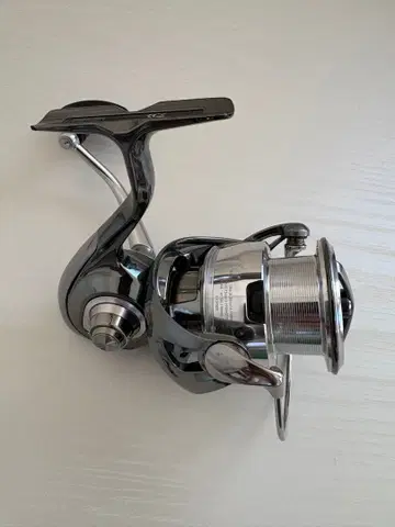 다이와 이그지스트 LT4000-XH