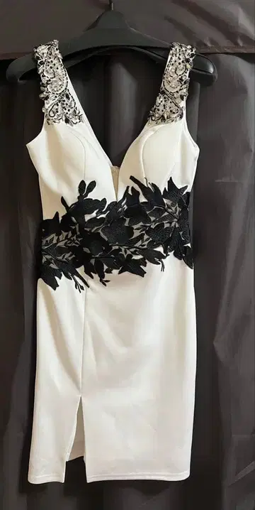 AR 엔젤 R M 사이즈 미착용 새상품 택 포함