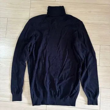 자라 ZARAS 사이즈 터틀넥 니트 블랙 얇은 소재 루즈핏