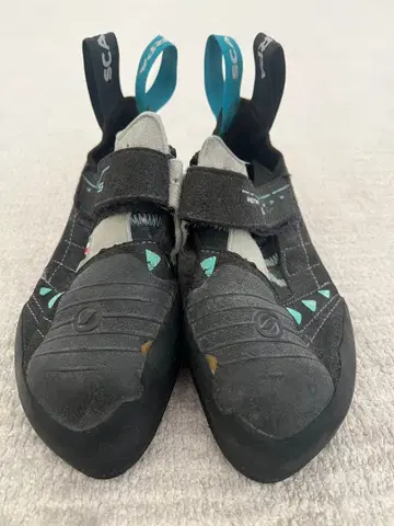 Instinct VS WMN eu37 사이즈