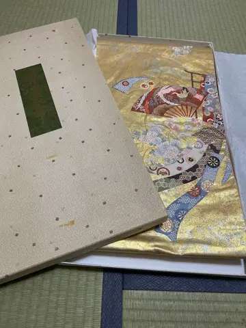 골드 컬러 꽃과 부채 무늬 후쿠로 오비