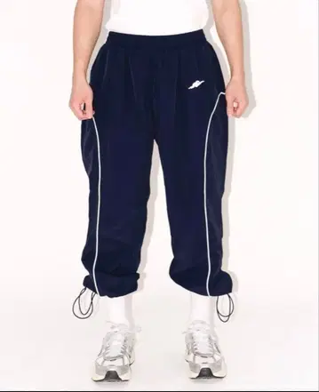 잭팟 마켓 팬츠 T셔츠 후드티 근력 운동 골드짐