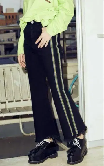 파메오 포즈 블랙 라인 팬츠 레인보우