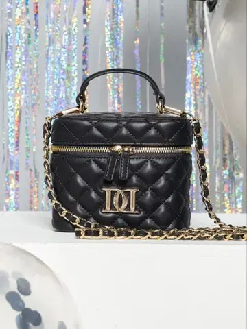 다리치 퀼팅 백 블랙