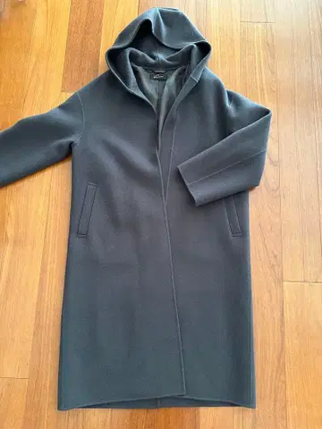 스터링 루어 리버 코트