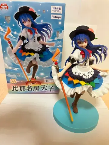 히나나이 텐시 SSS 피규어