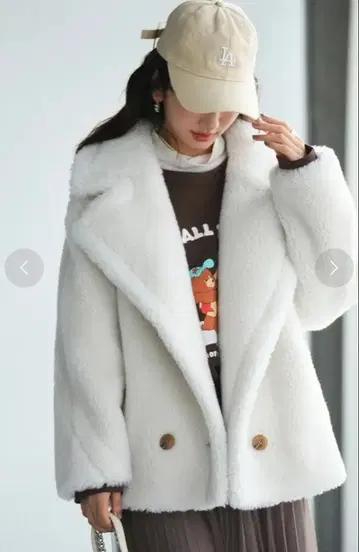 SAISON DE PAPILLON 테디베어 자켓 보아 숏 기장