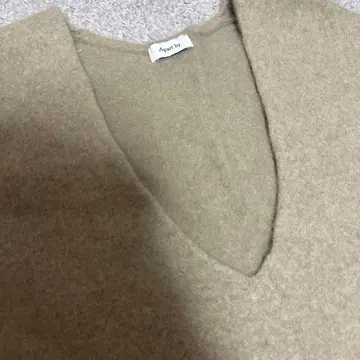 Apart by 베이지 V넥 니트 베스트