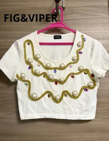 [ FIG&VIPER ] 장식 크롭 T셔츠