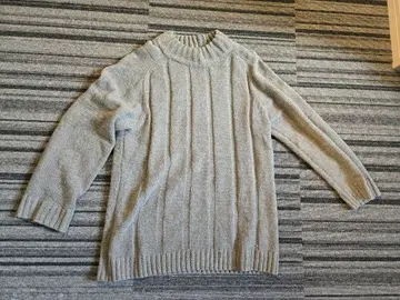 그레이 하이넥 니트 스웨터