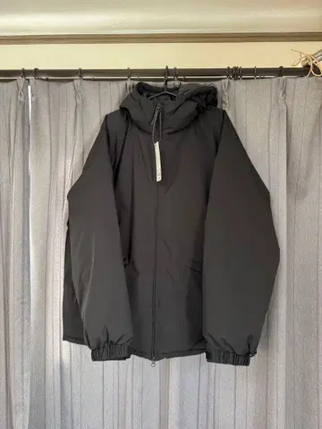 GU 웜 패디드 후드티 미사용품