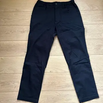 어반 리서치 도어스 블랙 팬츠 스트레치 소재