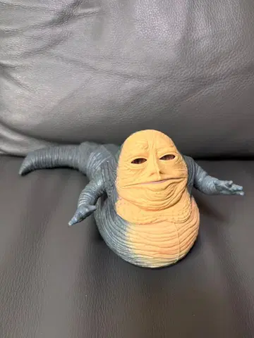 자바 더 핫 피규어