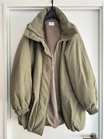 LOWRYS FARM 몬스터 코트 카키 2024년 구매