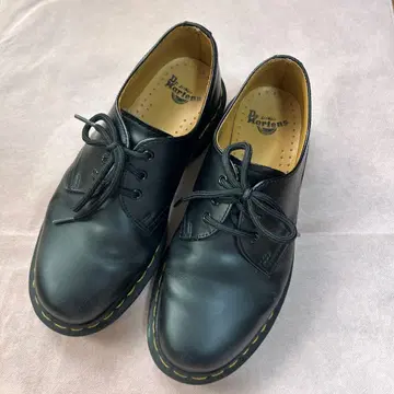 닥터마틴 3홀 uk4 블랙